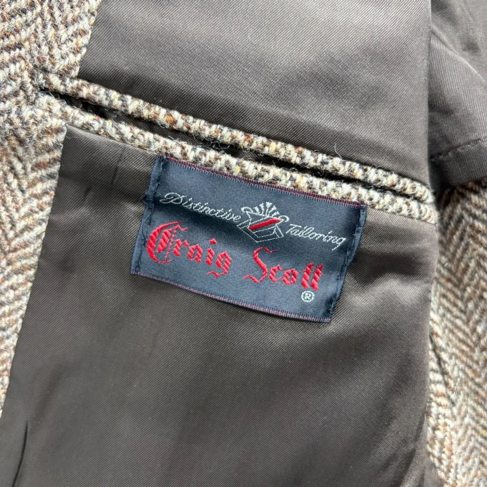 Harris Tweed Herringbone Wool Blazer Brown Mens 44R Sport Coat USA Vintage